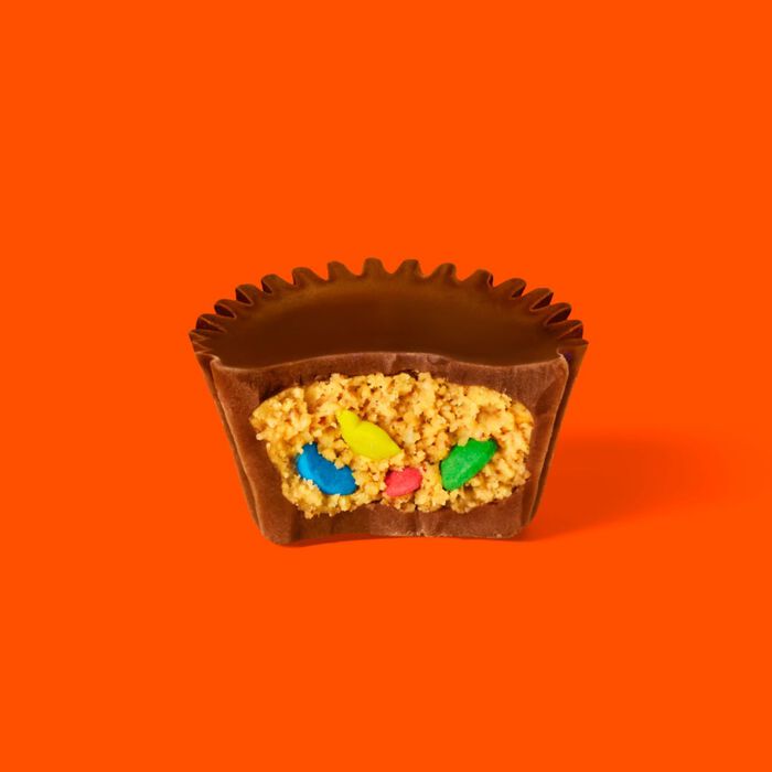 Image of REESE'S Miniatures with Sprinkles Milk Chocolate Peanut Butter Cups, Easter Candy Bag, 9.3 oz Packaging