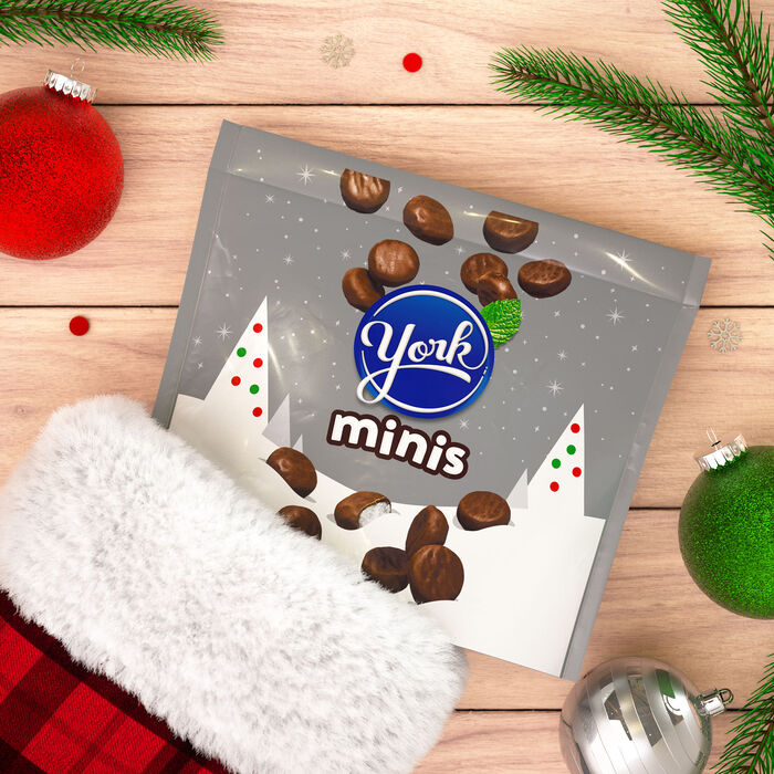 Image of YORK Minis Unwrapped Dark Chocolate Peppermint Patties, Christmas , Candy Bag, 7 oz Packaging