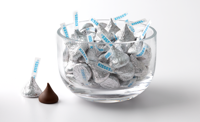 Image of KISSES Milk Chocolates in Silver Foils - 25 lbs. [25 lbs. bulk box] Packaging