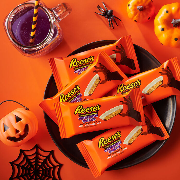 Image of REESE'S Werewolf Tracks Halloween Milk Chocolate and Vanilla Flavored Creme Peanut Butter Cups, 1.4oz (24 Count) Packaging