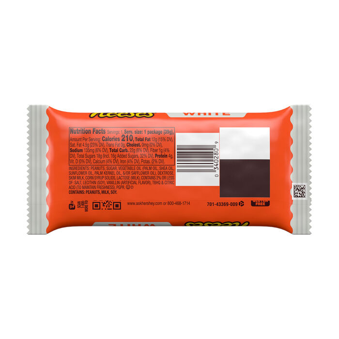 Image of REESE'S White Creme Peanut Butter Cup Standard Size 1.39oz. Candy Bar Packaging