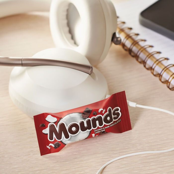 Image of MOUNDS Dark Chocolate Coconut Miniatures 10.30oz Candy Bag Packaging
