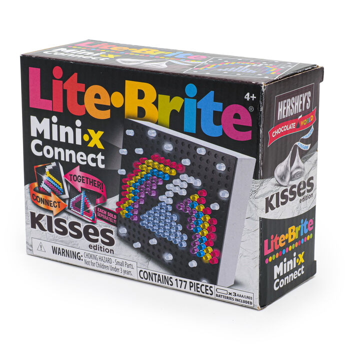 Image of HERSHEY'S KISSES Chocolate Lite-Brite Mini Connect Toy Packaging