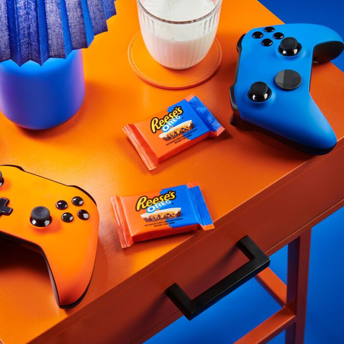 Image of REESE'S OREO&reg; Milk Chocolate and White Creme Snack Size Peanut Butter Cups, 8.8 oz Packaging