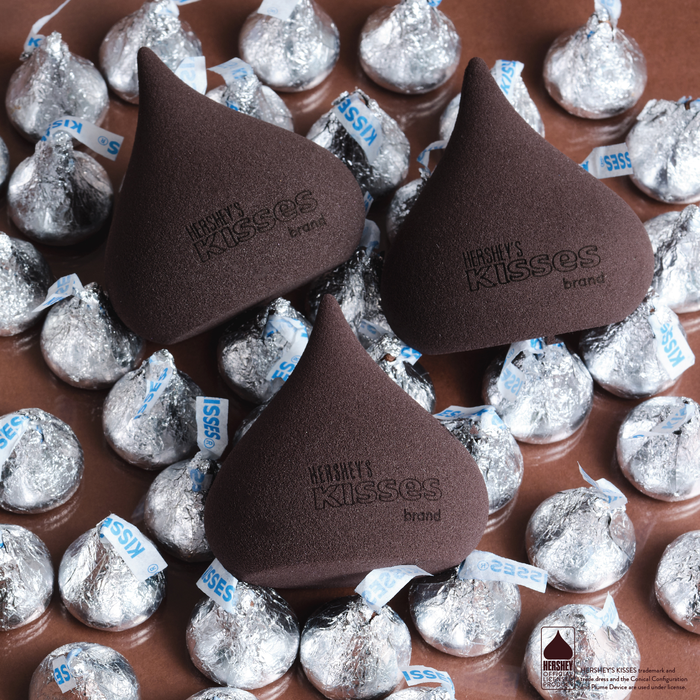 Image of HERSHEY'S KISSES x GLAMLITE Makeup Sponge Packaging