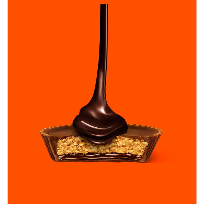 Image of REESE'S Chocolate Lava Milk Chocolate Snack Size Peanut Butter Cups Candy Bag, 9.35 oz Packaging