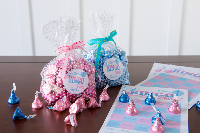 Image of KISSES Milk Chocolates in Pink Foils - 4.16 lb. [4.16 lb. bag] Packaging