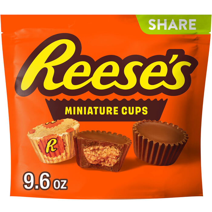 Image of REESE'S Miniatures Milk Chocolate Peanut Butter Cups Candy Share Pack, 9.6 oz Packaging