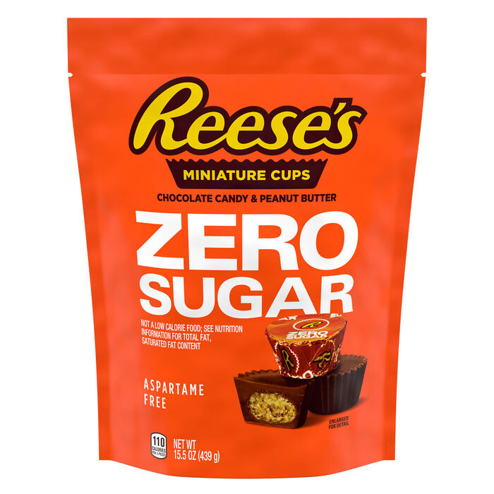 Image of REESE'S Zero Sugar Miniatures Chocolate Peanut Butter Cups Candy Bag, 15.5 oz Packaging