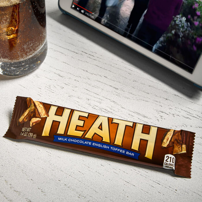 Image of HEATH Chocolate English Toffee Standard Size 1.4 oz Candy Bar Packaging