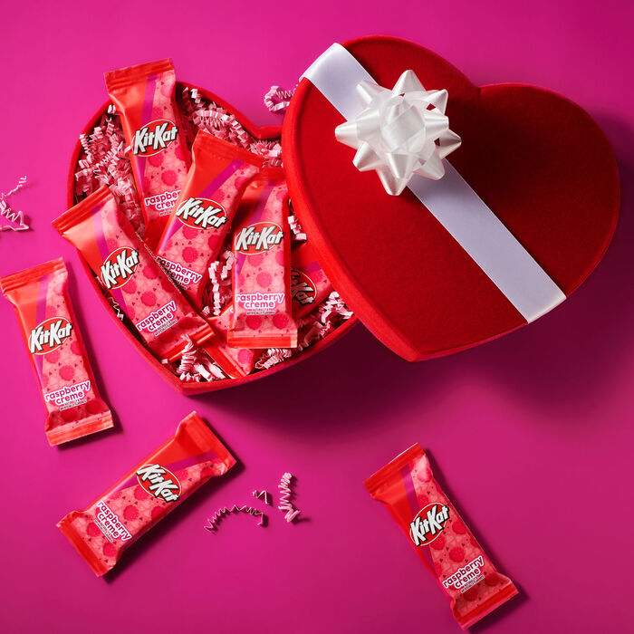 Image of KIT KAT® Raspberry Flavored Creme Snack Size Wafers, Valentine's Candy Bag, 8.8 oz Packaging