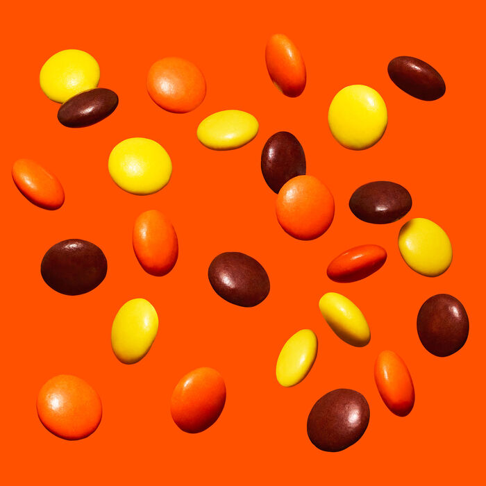 Image of REESE'S PIECES Peanut Butter Candy Bag, 9 oz Packaging
