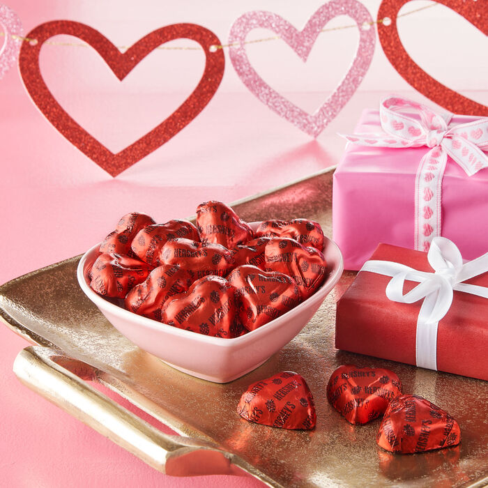 Image of HERSHEY'S Strawberry Creme Flavored Hearts, Valentine's Day, Candy Bag, 8.8 oz Packaging