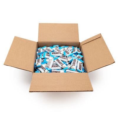 HERSHEY’S Cookies ‘n’ Creme Snack Size Bars 5 lbs. Bulk Candy Box
