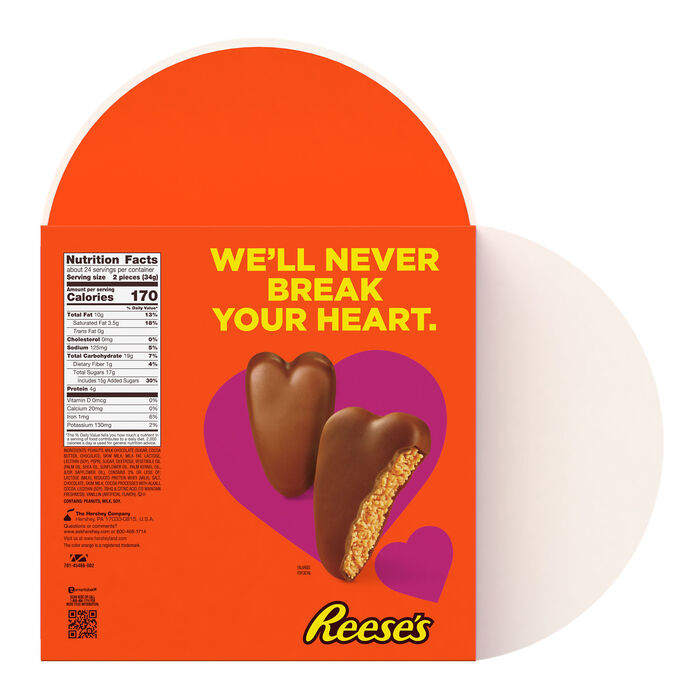 Image of REESE'S Milk Chocolate Snack Size Peanut Butter Hearts, Valentine's Candy Gift Box, 28.8 oz Packaging