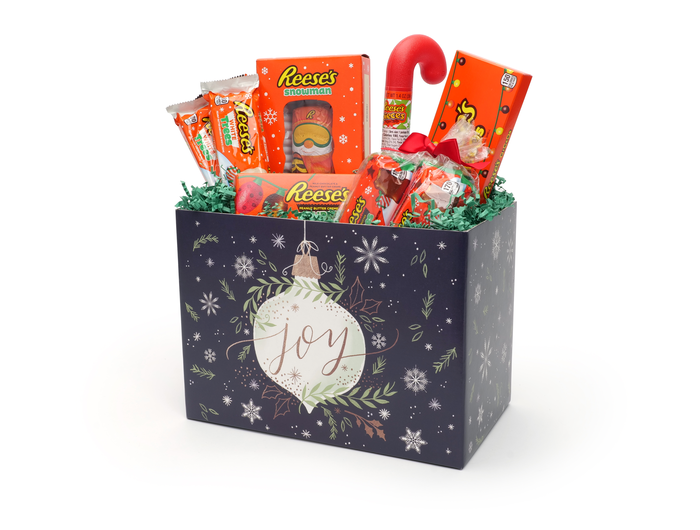 Image of Holiday REESE'S Milk Chocolate Peanut Butter Assorted Mix Gift Basket Packaging