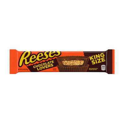 REESE'S Chocolate Lovers Milk Chocolate Peanut Butter Cup King Size Bar 2.8 oz.