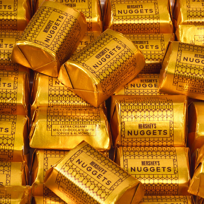 Image of HERSHEY'S NUGGETS Collection Signature Gold 3-Tier Gift Box Packaging