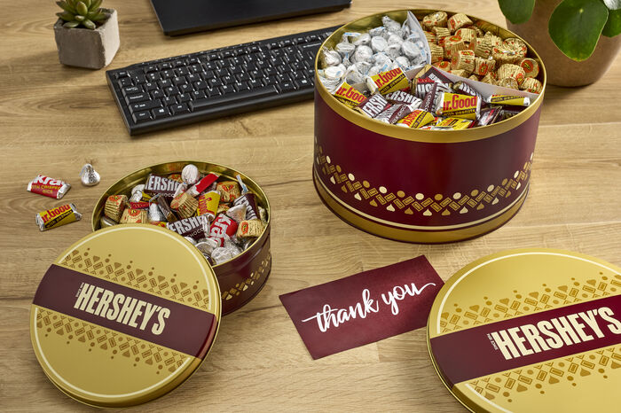 Image of HERSHEY&rsquo;S Chocolates Assorted Gold Tin (10lbs)&nbsp; Packaging