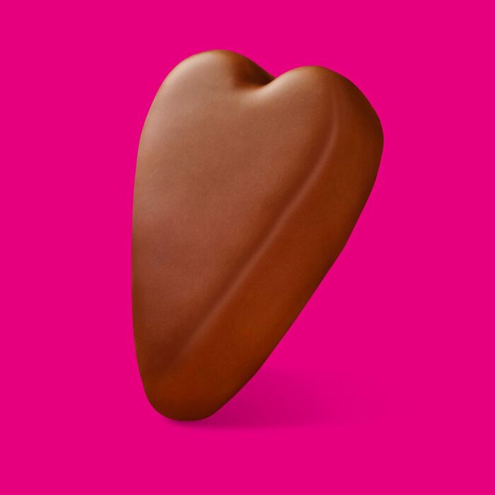 Image of REESE'S Milk Chocolate Snack Size Peanut Butter Hearts, Valentine's Candy Gift Box, 28.8 oz Packaging