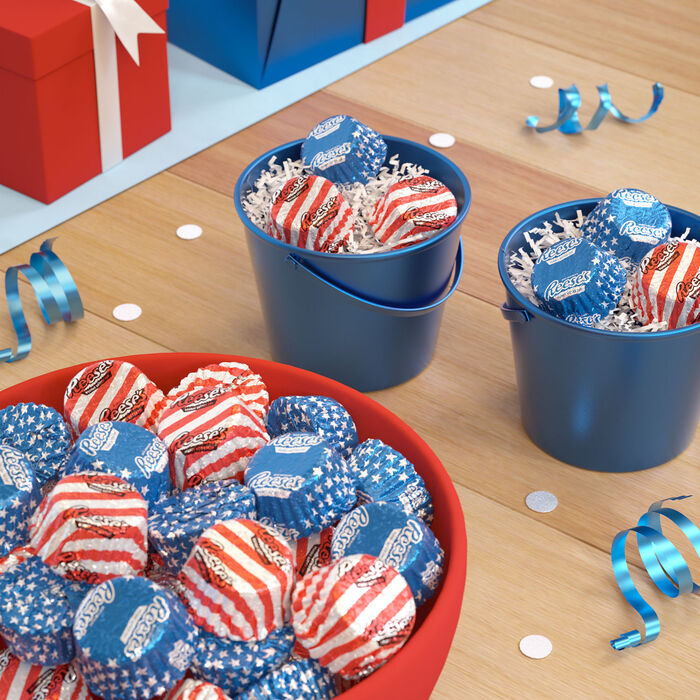 Image of REESE'S Miniatures Red White and Blue Foils, Milk Chocolate Peanut Butter Cups Candy Share Pack, 9 oz Packaging