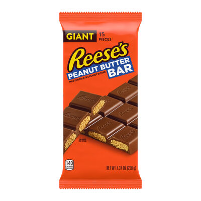 REESE'S Milk Chocolate Peanut Butter Giant 7.37oz Candy Bar