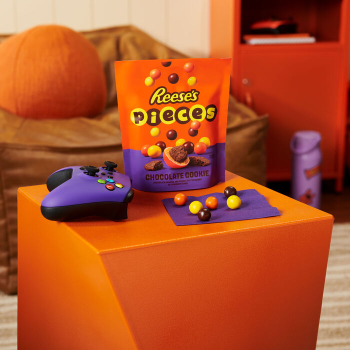 Image of REESE'S PIECES Chocolate Cookie and Peanut Butter in a Crunchy Shell Candy Bag, 7.6 oz Packaging