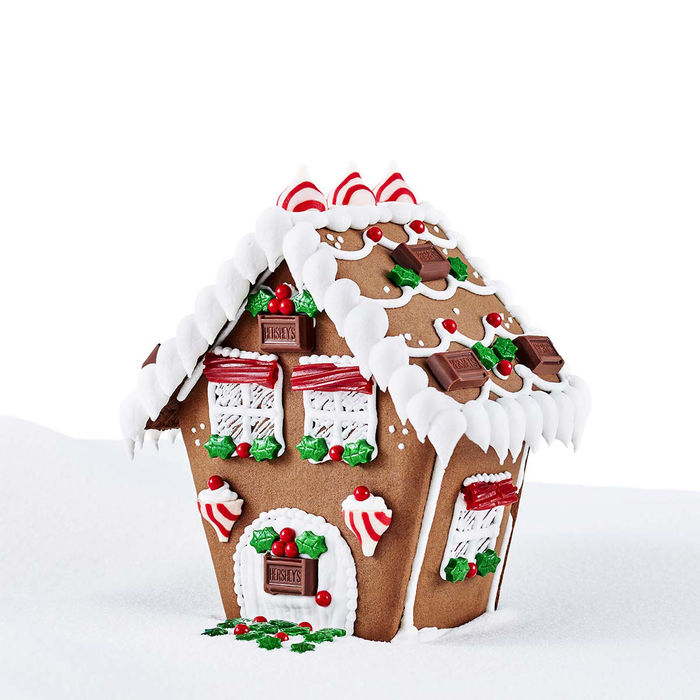 Image of HERSHEY'S KISSES Holiday Cookie House Kit Packaging