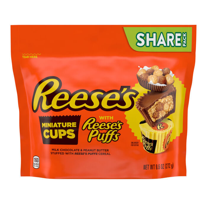Image of REESE'S Stuffed with Puffs Milk Chocolate Peanut Butter Cups Miniatures Share Bag 10.8 oz. Packaging