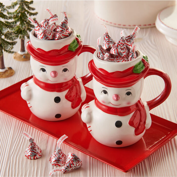 Image of HERSHEY'S KISSES Candy Cane Flavored, Christmas , Candy Bag, 8.2 oz Packaging